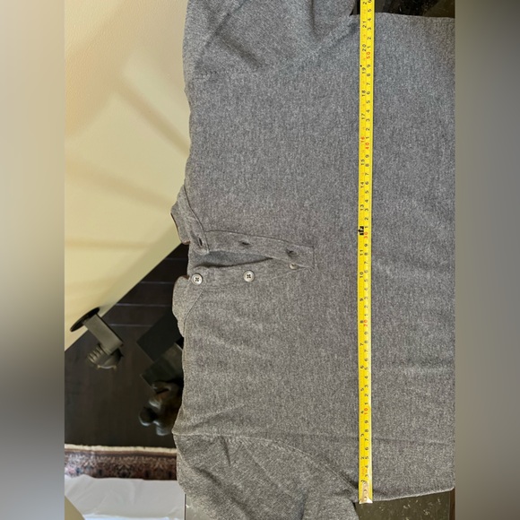 Massimo Dutti man’s sweater. - Picture 3 of 4